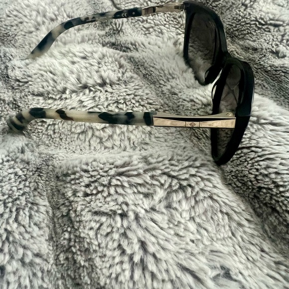 Kate Spade sunglasses - Picture 2 of 4